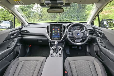 a&t subaru|diferença entre á e à.